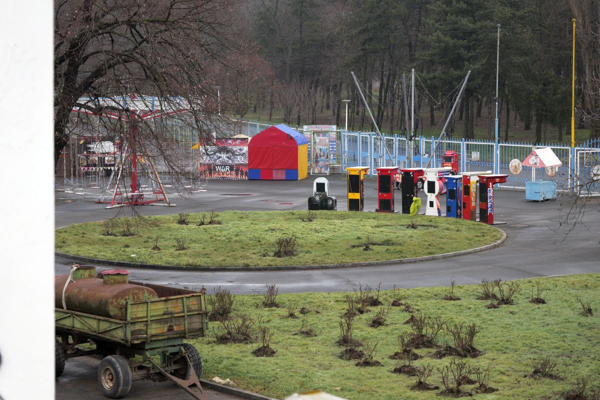 Stadionul de 20.000 de locuri din România se descompune! Reportaj GSP pe arena abandonată de autorități: nimeni nu o mai poate salva!