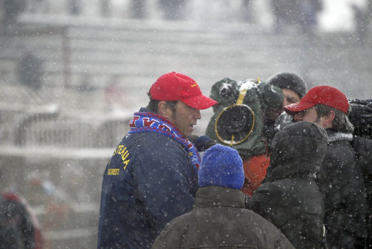 Când FCSB și Dinamo au jucat la Brăila: imagini din alte timpuri de pe „Municipalul” brăilean