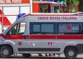 Fără precedent! Suporter înjunghiat de soție în timp ce înjura în casă un arbitru