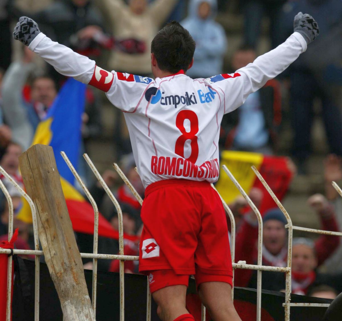 Când FCSB și Dinamo au jucat la Brăila: imagini din alte timpuri de pe „Municipalul” brăilean