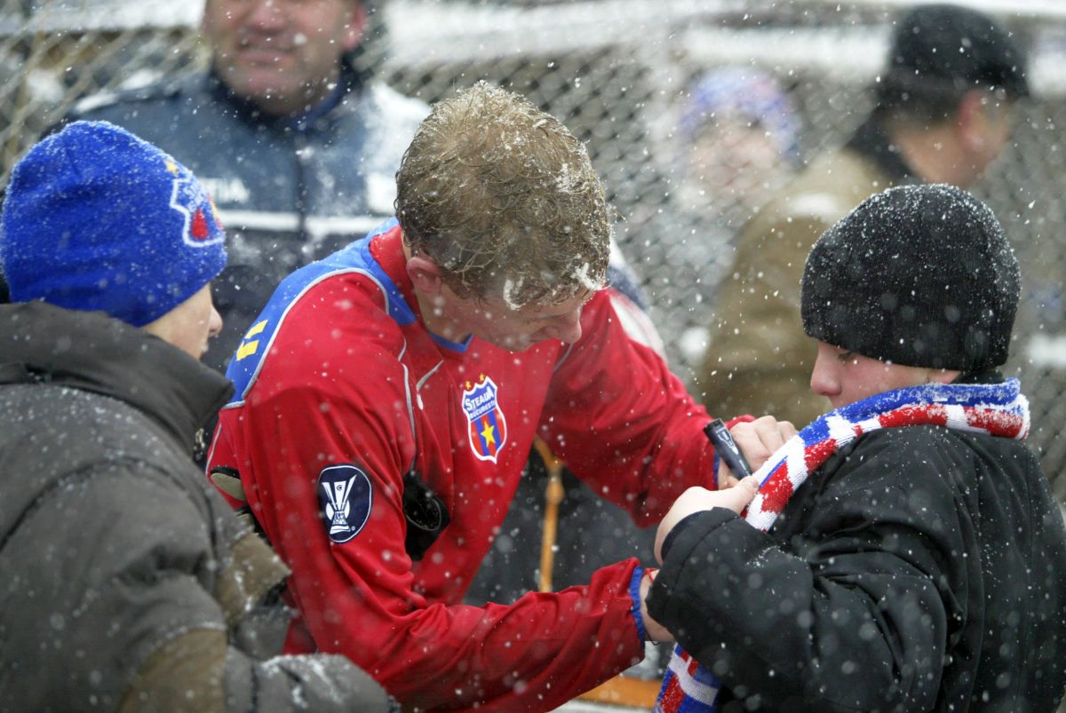 Când FCSB și Dinamo au jucat la Brăila: imagini din alte timpuri de pe „Municipalul” brăilean