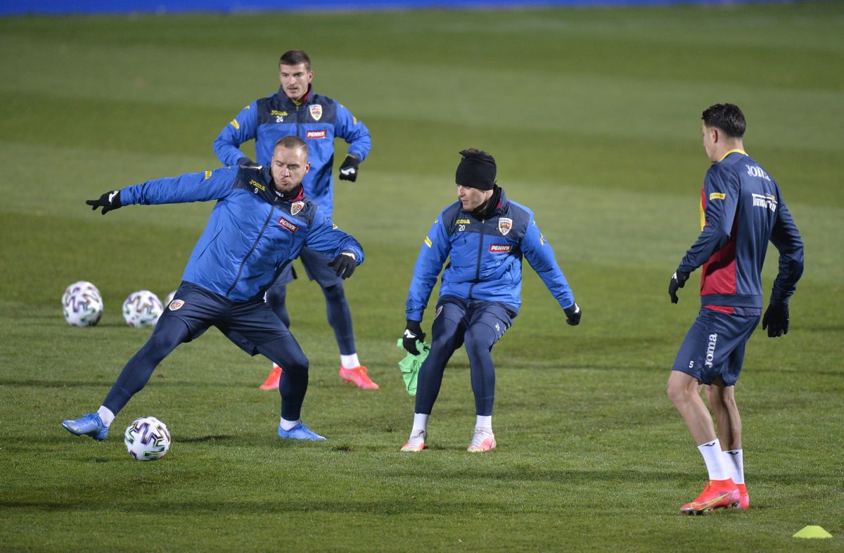 „Tricolorii”, antrenament cu zâmbetul pe buze înainte de meciul cu Macedonia de Nord