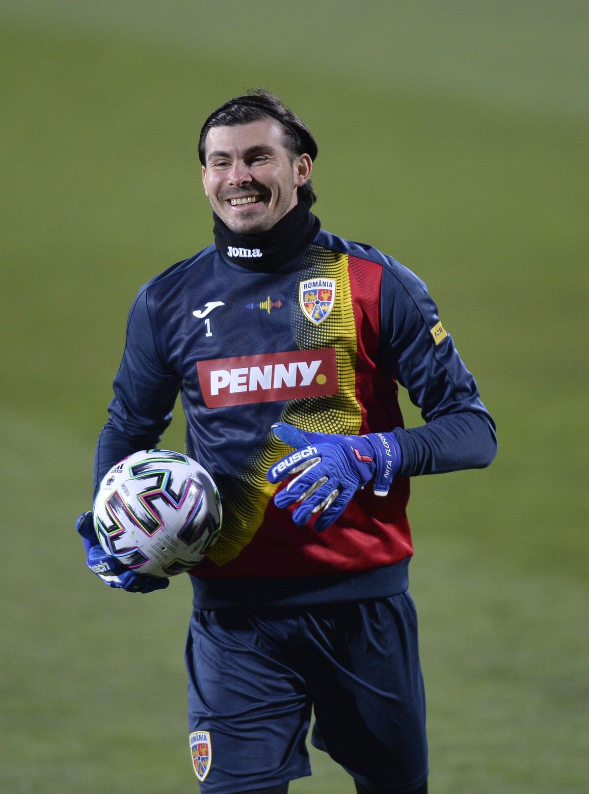 „Tricolorii”, antrenament cu zâmbetul pe buze înainte de meciul cu Macedonia de Nord