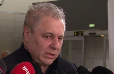 Șumudică a plecat azi spre Arabia Saudită » Ironie pentru Mutu, de pe aeroport: „Dacă s-a iritat, să-și dea cu alifie”