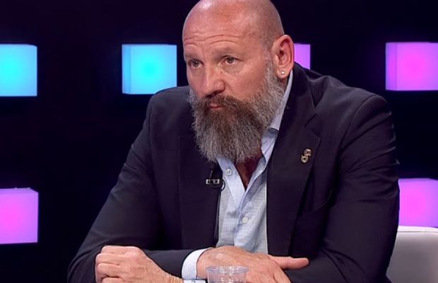 Stelea s-a luat în direct de Lobonț: „Vii așa la TV... Bă, băieți, acasă crapă inima în români!”