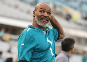 Mike Tyson, amenințat cu arma într-un bar din Hollywood » Reacția uluitoare a fostului campion mondial