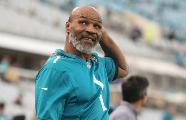 Mike Tyson, amenințat cu arma într-un bar din Hollywood » Reacția uluitoare a fostului campion mondial