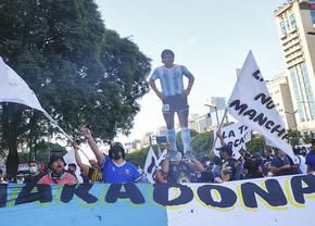Propunere sinistră » Fanii Argentinei vor ca inima în formol a lui Maradona să vină la Mondialul din Qatar