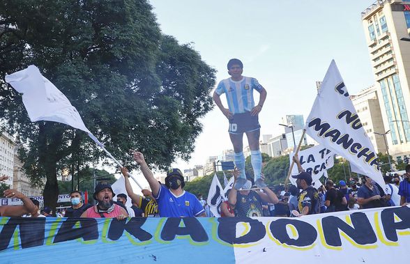Propunere sinistră » Fanii Argentinei vor ca inima în formol a lui Maradona să fie adusă la Mondialul din Qatar