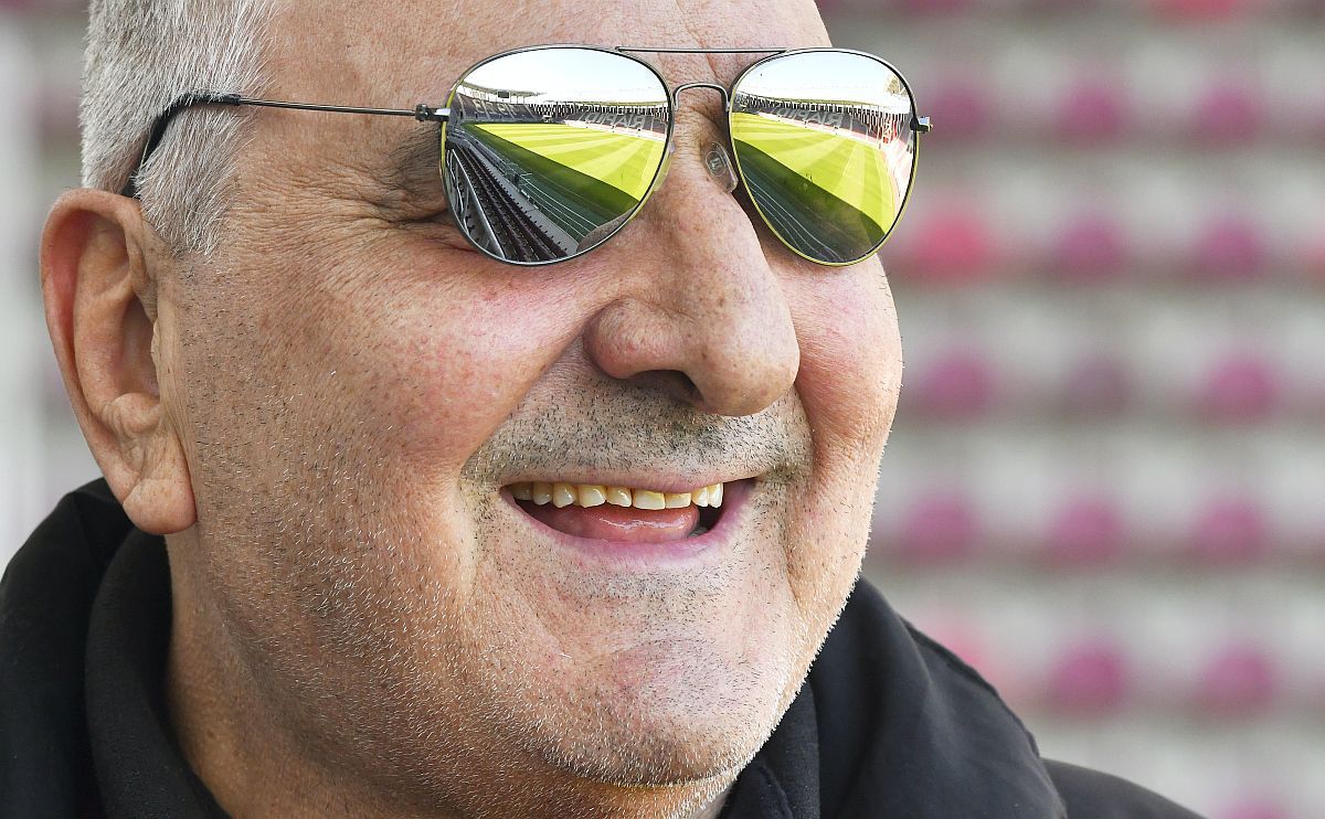 Gazeta l-a dus pe Rică Răducanu pe noul Giulești: „Mi-am văzut visul cu ochii" » Amintiri spectaculoase ale fostului portar al Rapidului