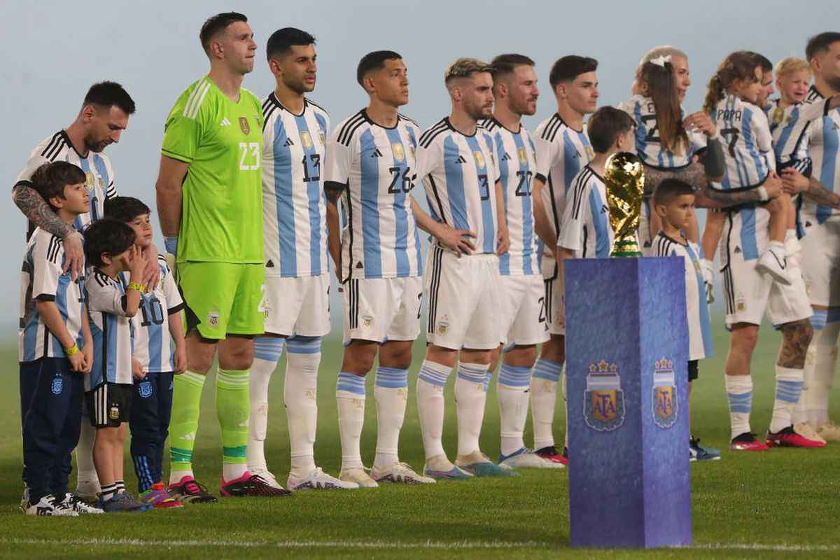 Delir în Argentina, cu 83.000 de oameni » Messi a reușit golul #800 din carieră!