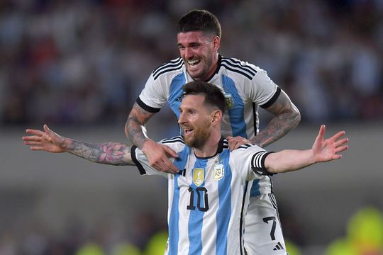 Leo Messi, 35 de ani, a marcat azi-noapte golul #800 din carieră, în amicalul Argentina - Panama 2-0.