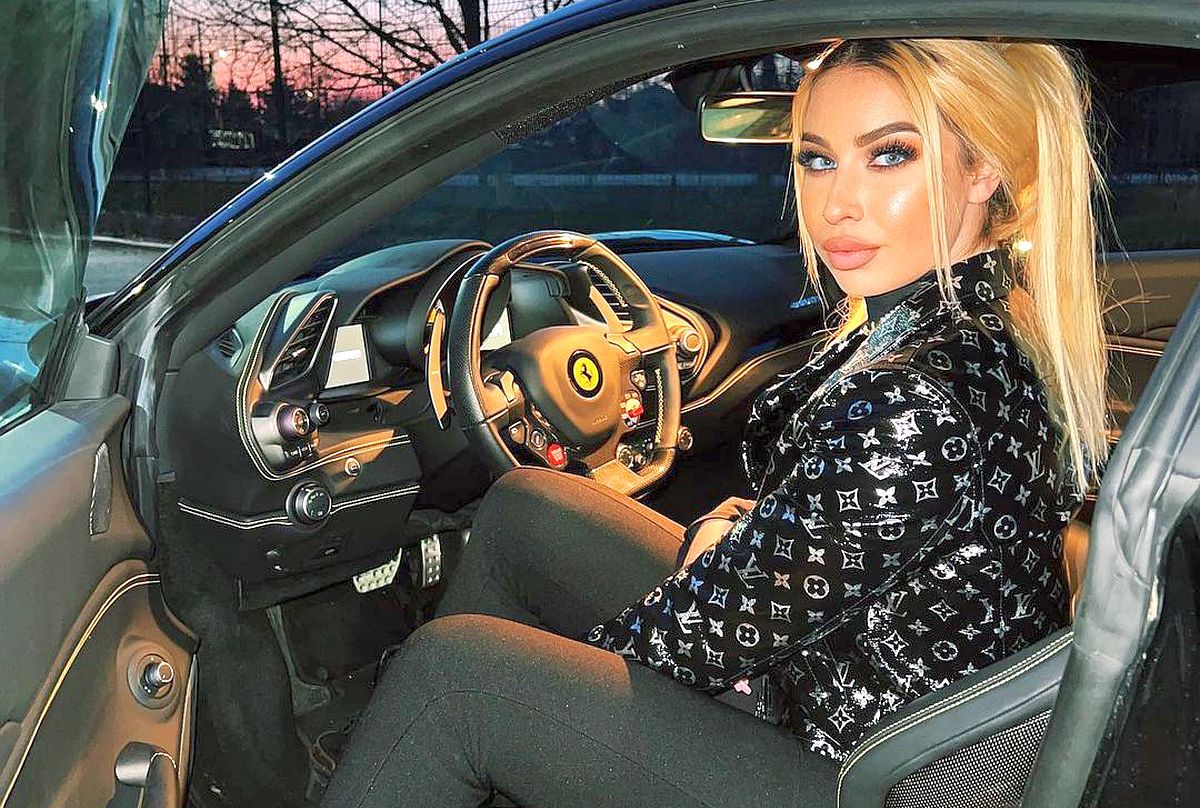 Sarah, fiica Anamariei Prodan, spaima șoselelor: „Un polițist mi-a luat carnetul, dar l-am iertat”