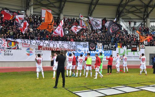Fanii lui Dinamo au primit 1.500 de bilete pentru deplasarea cu Unirea Dej, duel contând pentru etapa #2 din play-off.