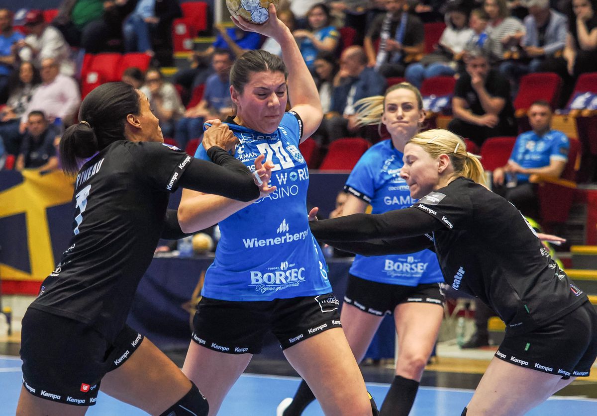 Totul despre adversara lui CSM București din „sferturile” Ligii Campionilor » Geniu pe bancă și lot plin de campioane mondiale