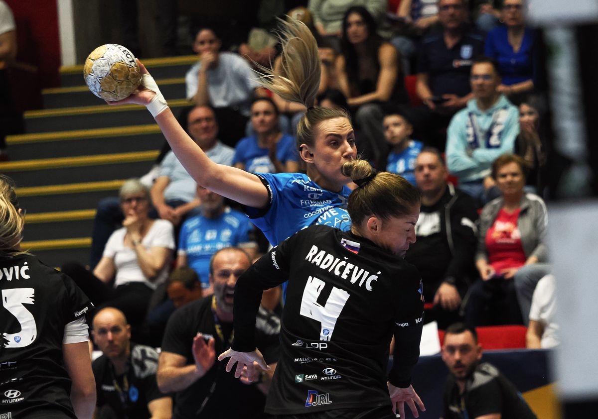 CSM București - Krim, Liga Campionilor