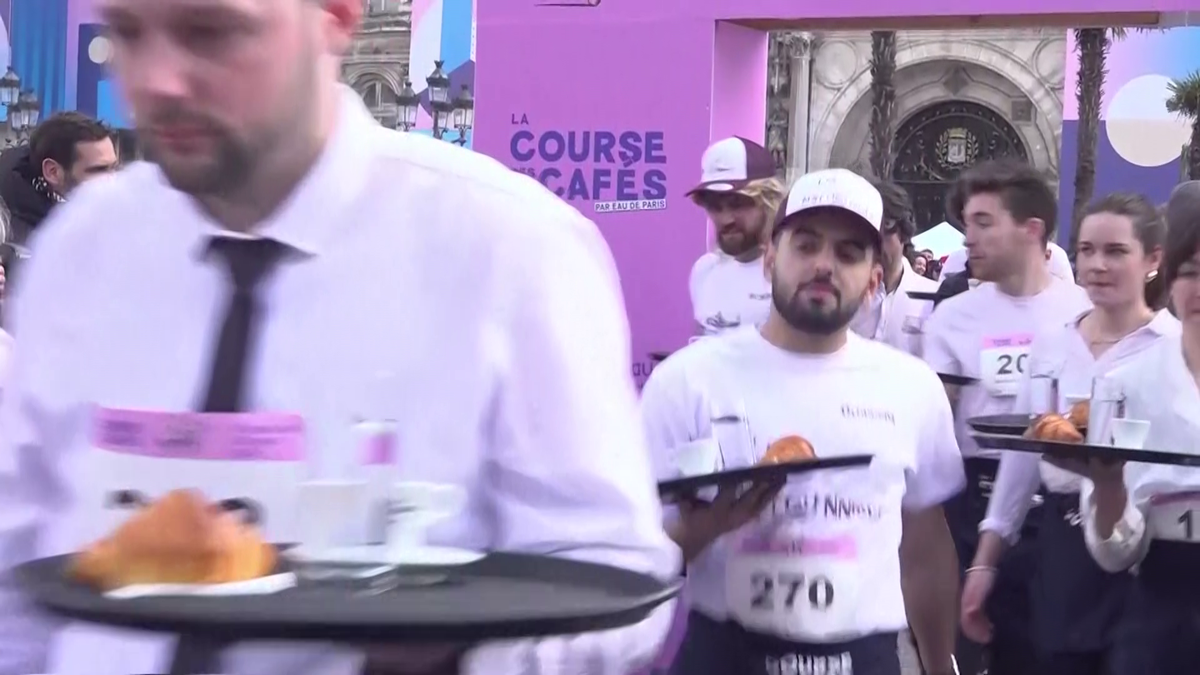 Cursa ospătarilor din Paris 2024