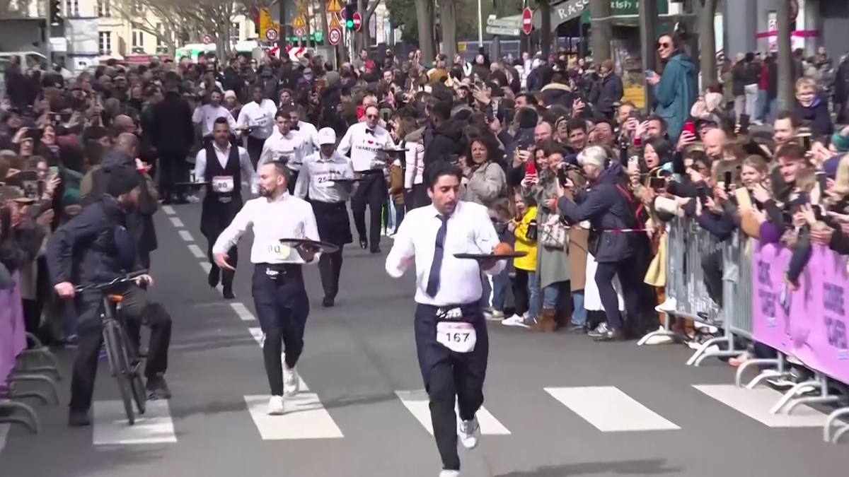 Cursa ospătarilor din Paris 2024