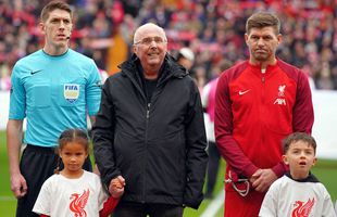 Sven-Goran Eriksson, în lacrimi pe Anfield » Momente emoționante la meciul legendelor dintre Liverpool și Ajax