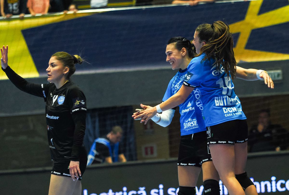 CSM București - Krim, Liga Campionilor