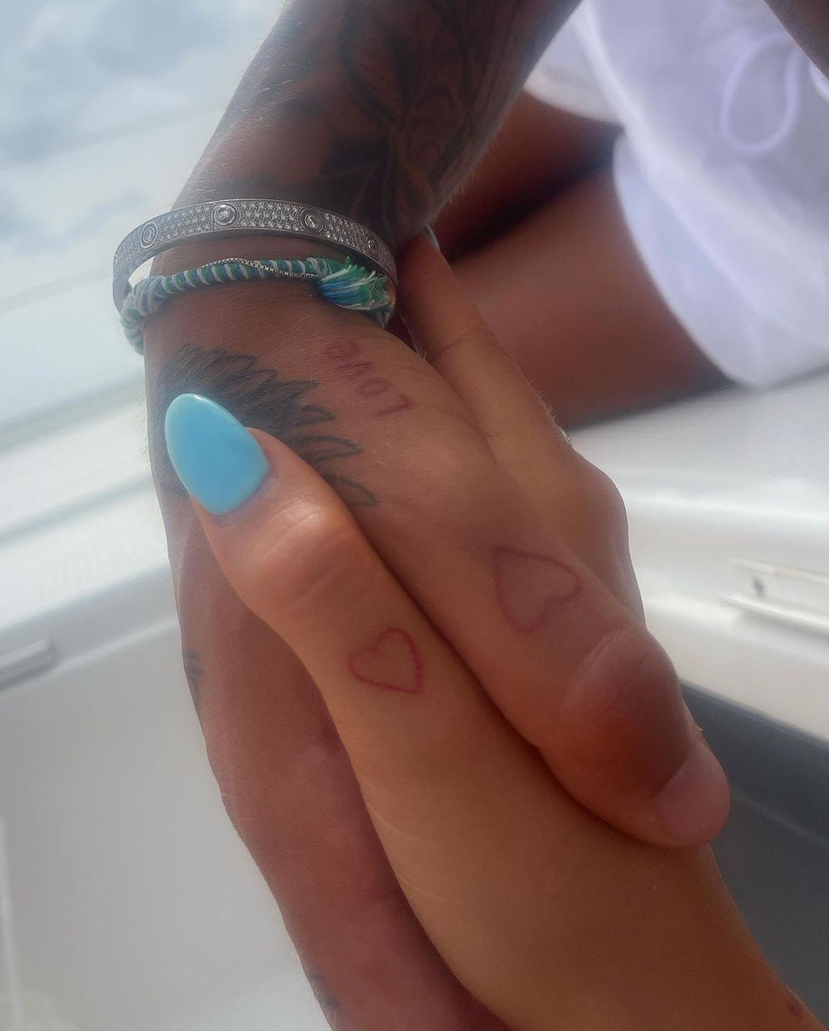 A refuzat ultima convocare pentru a merge cu soția în Dubai, acum selecționerul a decis să nu-l includă în lotul pentru EURO: „Nu e disponibil pentru noi”