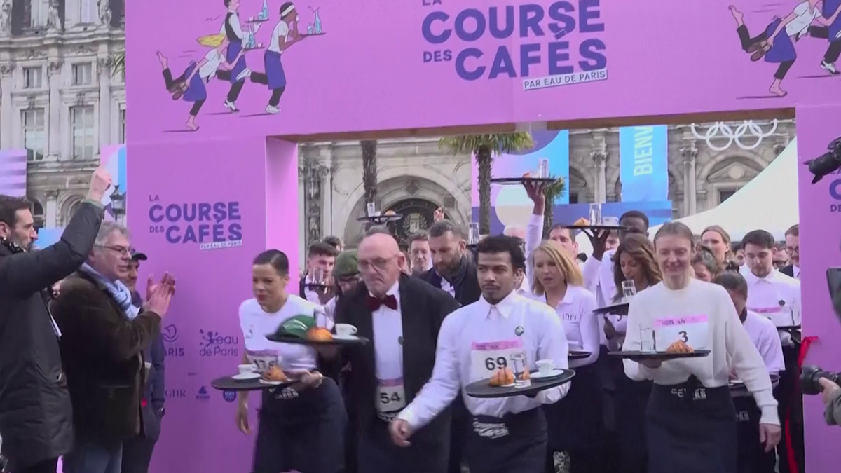 Cursa ospătarilor din Paris 2024