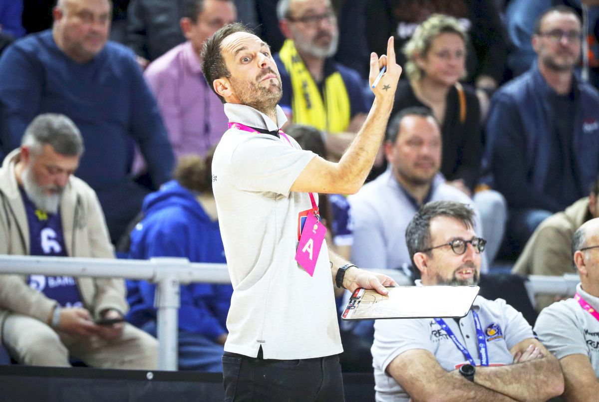 Totul despre adversara lui CSM București din „sferturile” Ligii Campionilor » Geniu pe bancă și lot plin de campioane mondiale