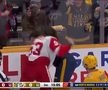 Filip Forsberg (Nashville Predators) și Moritz Seider (Detroit Red Wings) FOTO: captură video