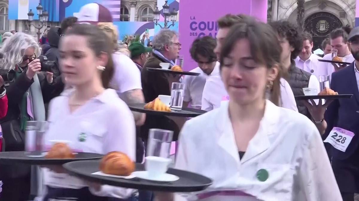 Cursa ospătarilor din Paris 2024