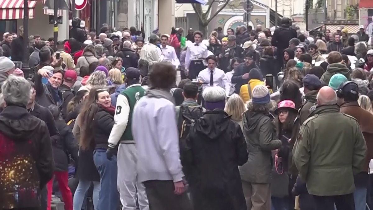 Cursa ospătarilor din Paris 2024