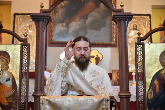 Preotul Gabriel Cerbu, alături de enoriașii români din San Marino, și-a îndreptat gândurile spre echipa națională