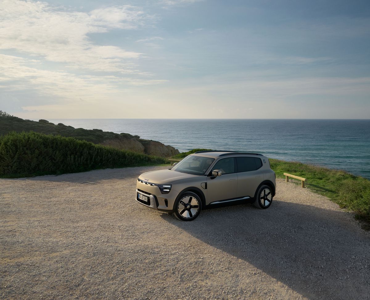 Transformarea brandului Smart: de la o jumătate de mașină la una întreagă » Noul SUV electric vrea să cucerească piața și vine cu o baterie care se încarcă în timp record