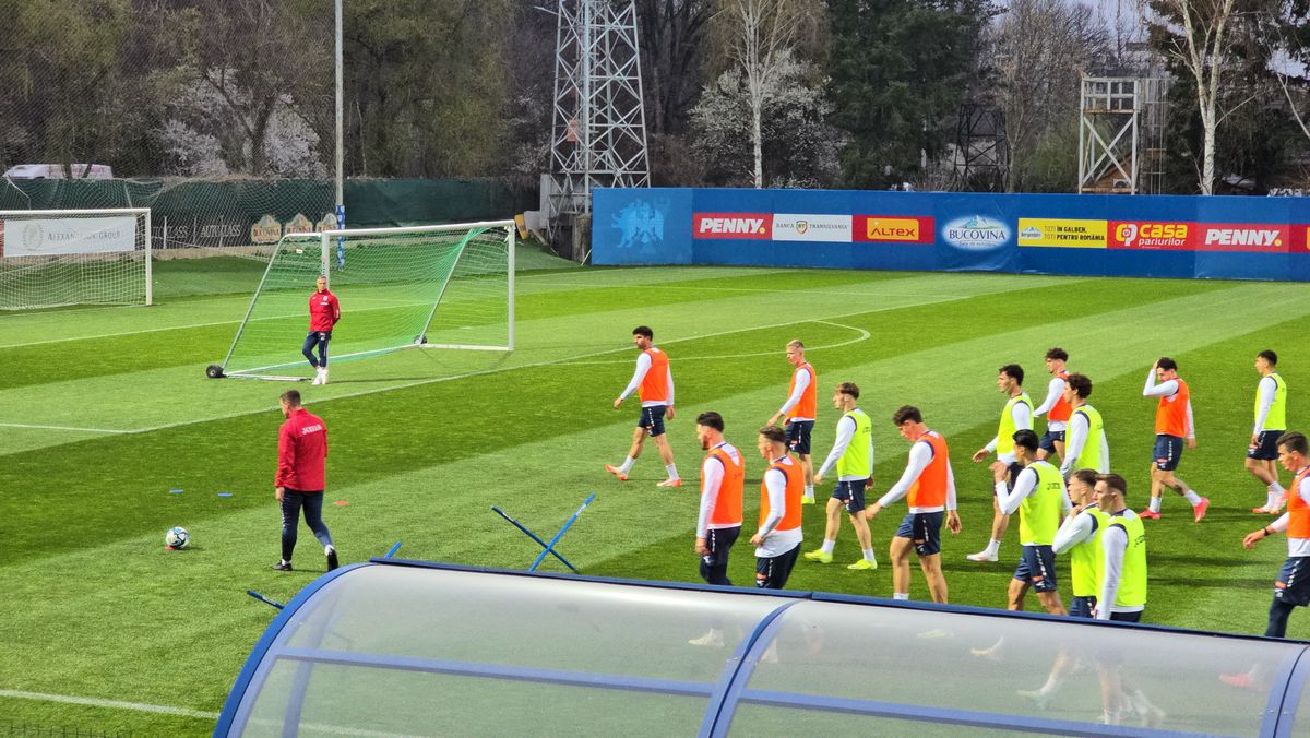 Antrenamentul reprezentativei U21 a naționalei României înaintea meciului cu Olanda