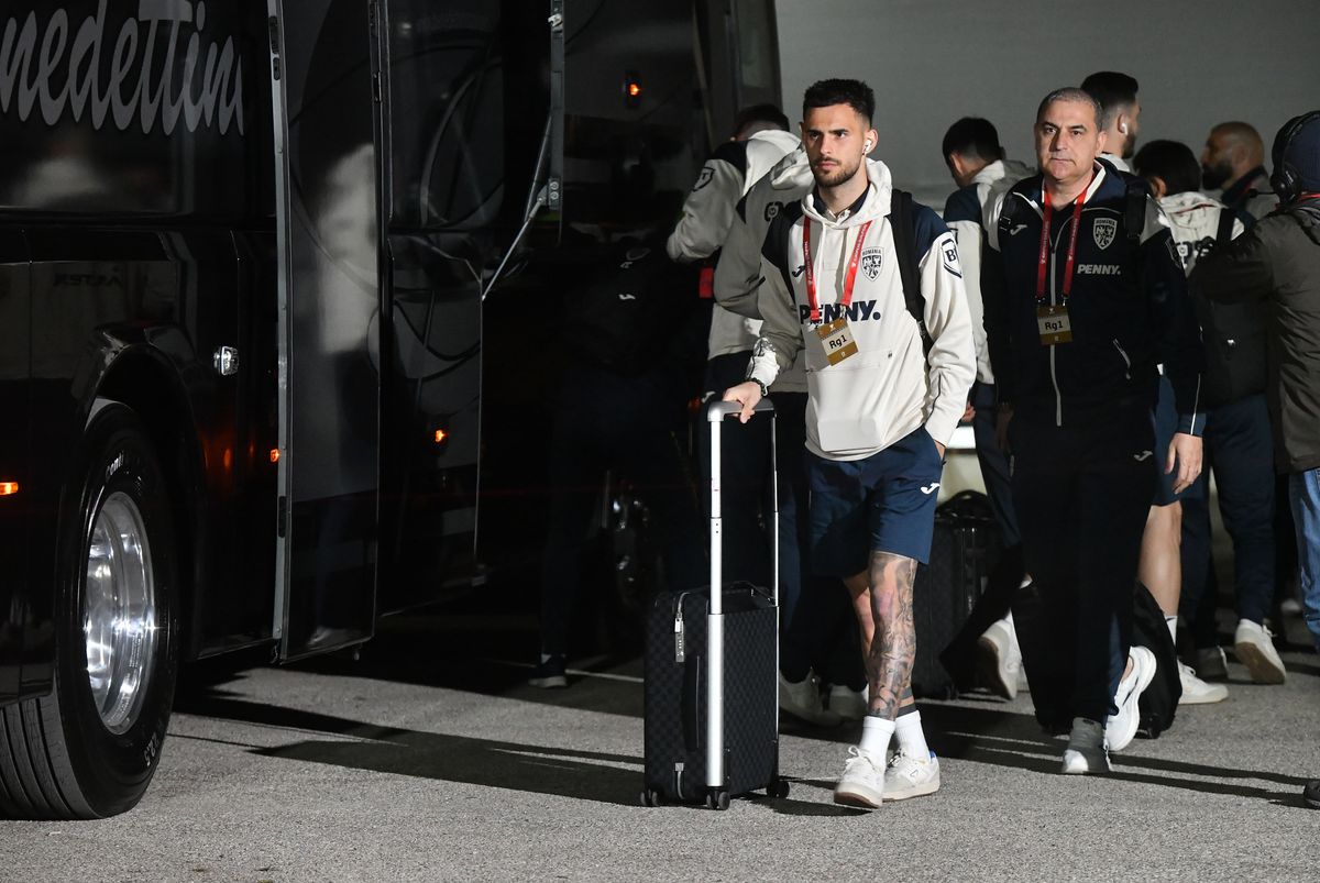Jucătorii naționalei României au ajuns la stadionul din Serravalle / foto: Cristi Preda (GSP)