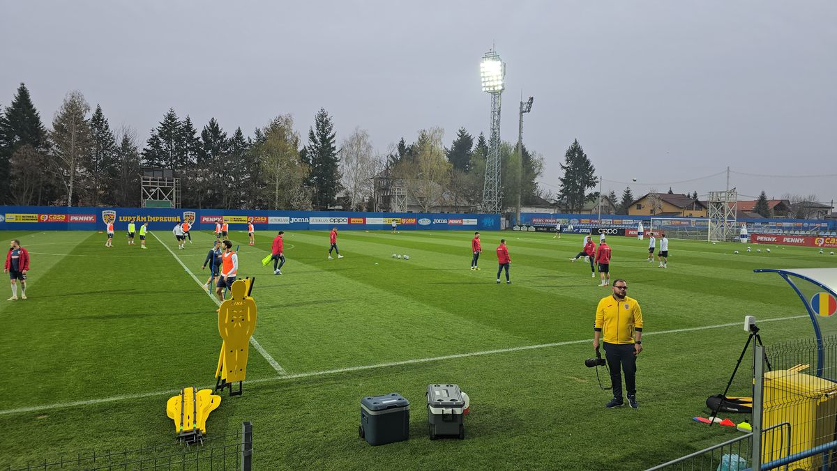 Antrenamentul reprezentativei U21 a naționalei României înaintea meciului cu Olanda