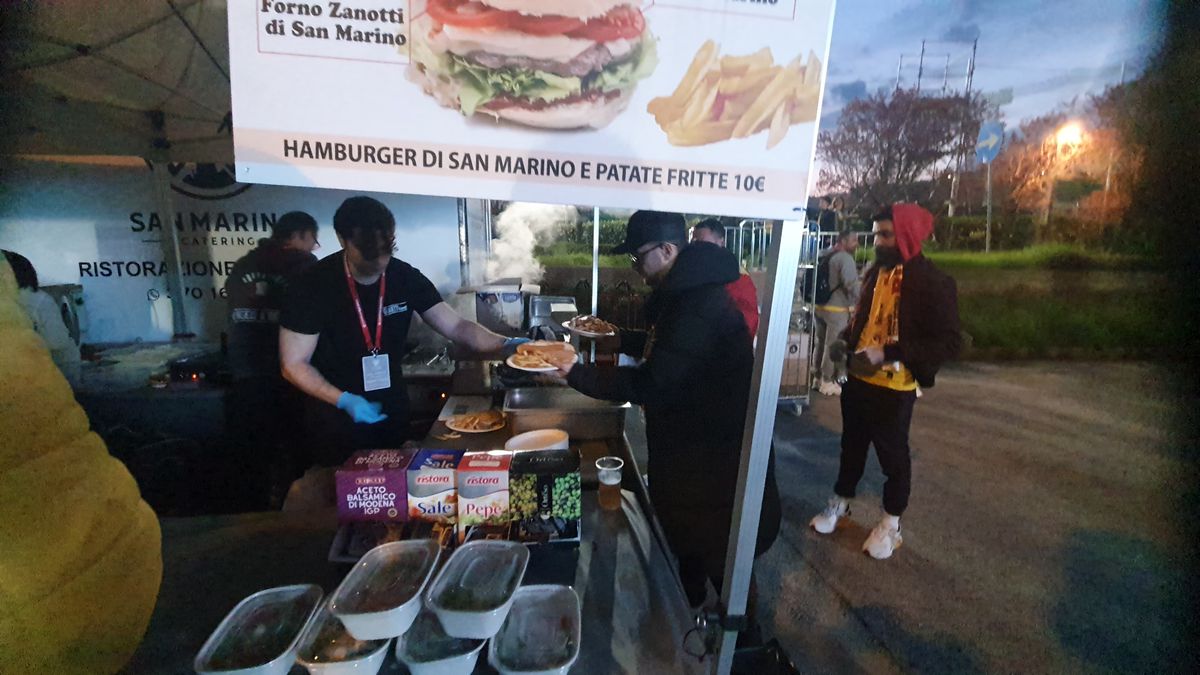 Pregătirile de la San Marino înaintea meciului cu România / foto: Justin Gafiuc