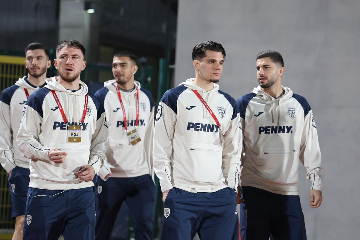 Jucătorii naționalei României au ajuns la stadionul din Serravalle / foto: Cristi Preda (GSP)