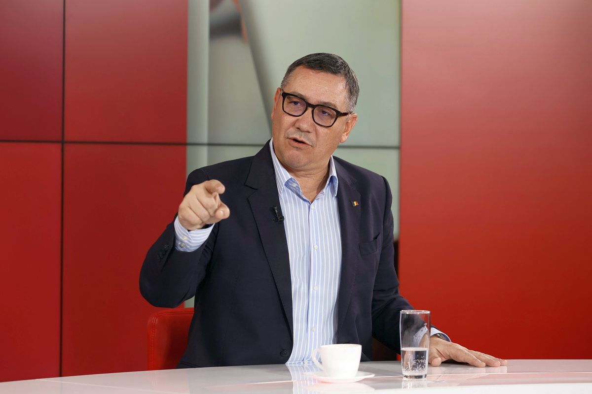 „Ah, deci din prima m-ați băgat... Unde îmi iau eu toate înjurăturile!” » Victor Ponta, în dialog cu Ovidiu Ioanițoaia: „Faimosul domn Talpan în niciun caz nu poate să reprezinte Steaua”