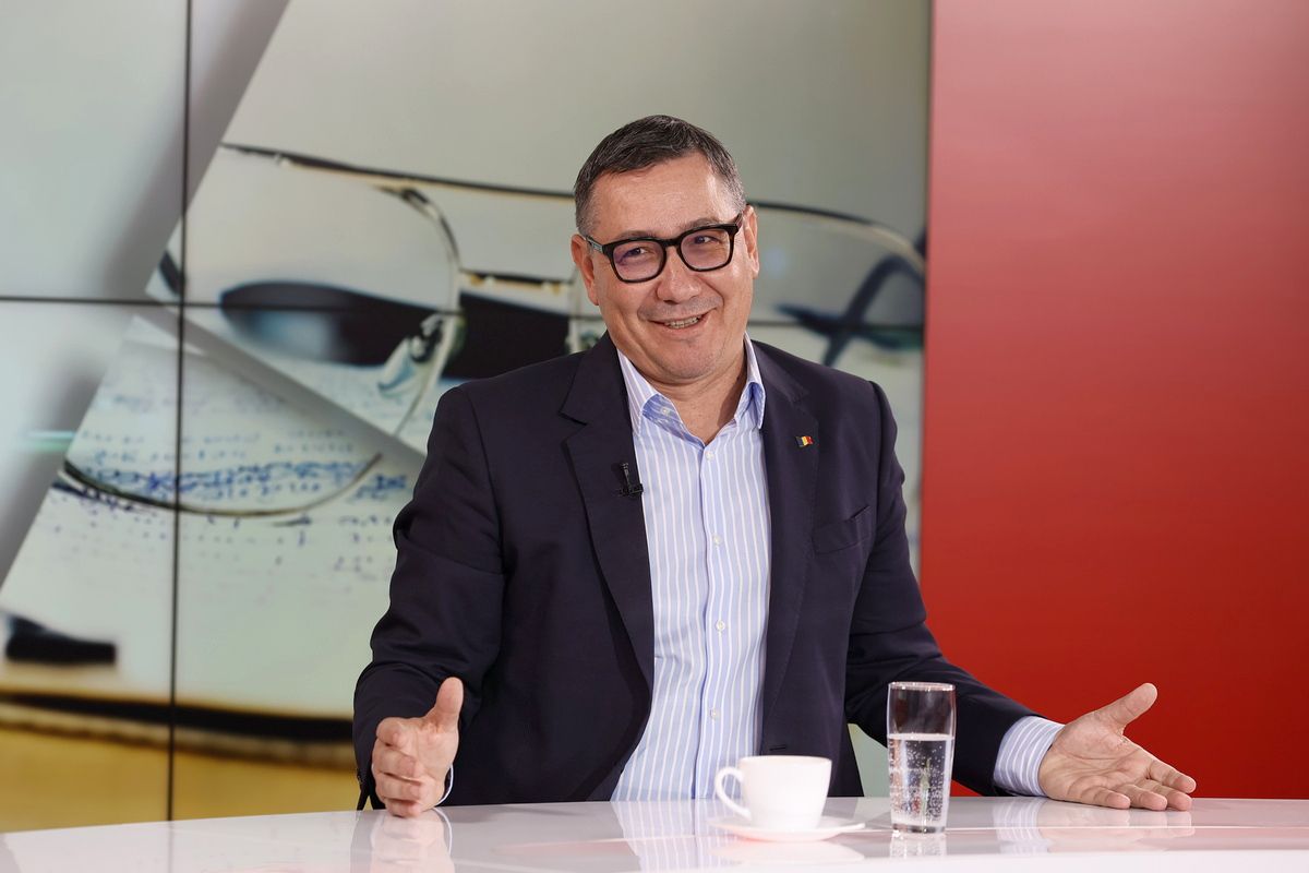 „Ah, deci din prima m-ați băgat... Unde îmi iau eu toate înjurăturile!” » Victor Ponta, în dialog cu Ovidiu Ioanițoaia: „Faimosul domn Talpan în niciun caz nu poate să reprezinte Steaua”