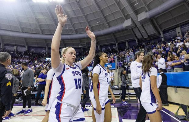 „Am fost suicidară, eram sub tratament medical” » Mărturia tulburătoare a unei vedete din baschetul universitar: „Mă simțeam ca într-o capcană”