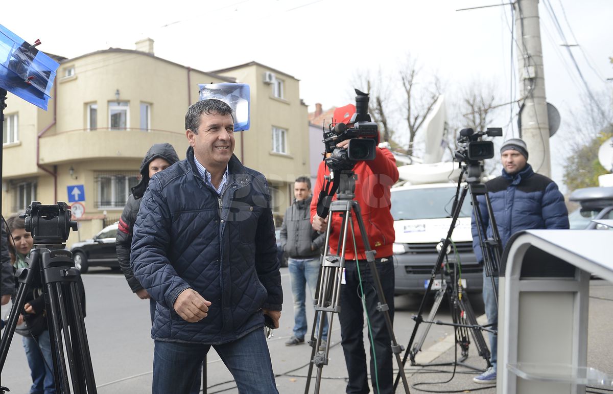 Victor Ponta, despre culisele schimbării lui Dumitru Dragomir de la LPF: „Împreună cu Liviu Dragnea... mă jur în fața lui Dumnezeu că n-am avut nicio legătură cu dosarele lui nea Mitică”