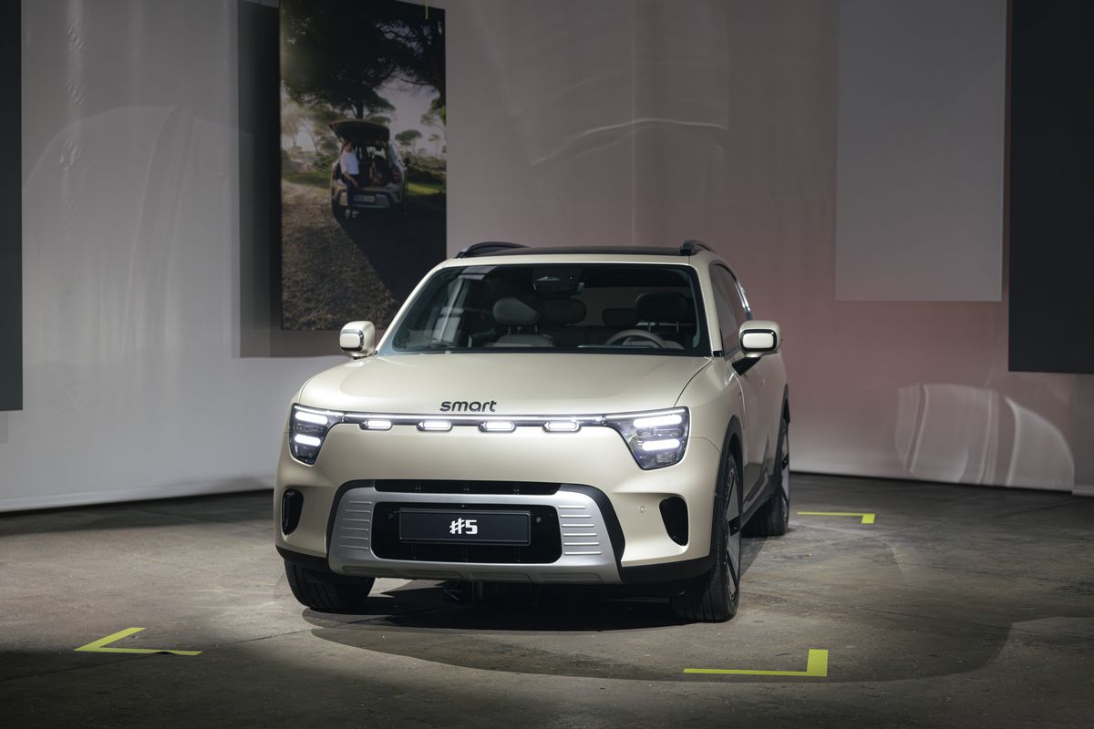 Transformarea brandului Smart: de la o jumătate de mașină la una întreagă » Noul SUV electric vrea să cucerească piața și vine cu o baterie care se încarcă în timp record