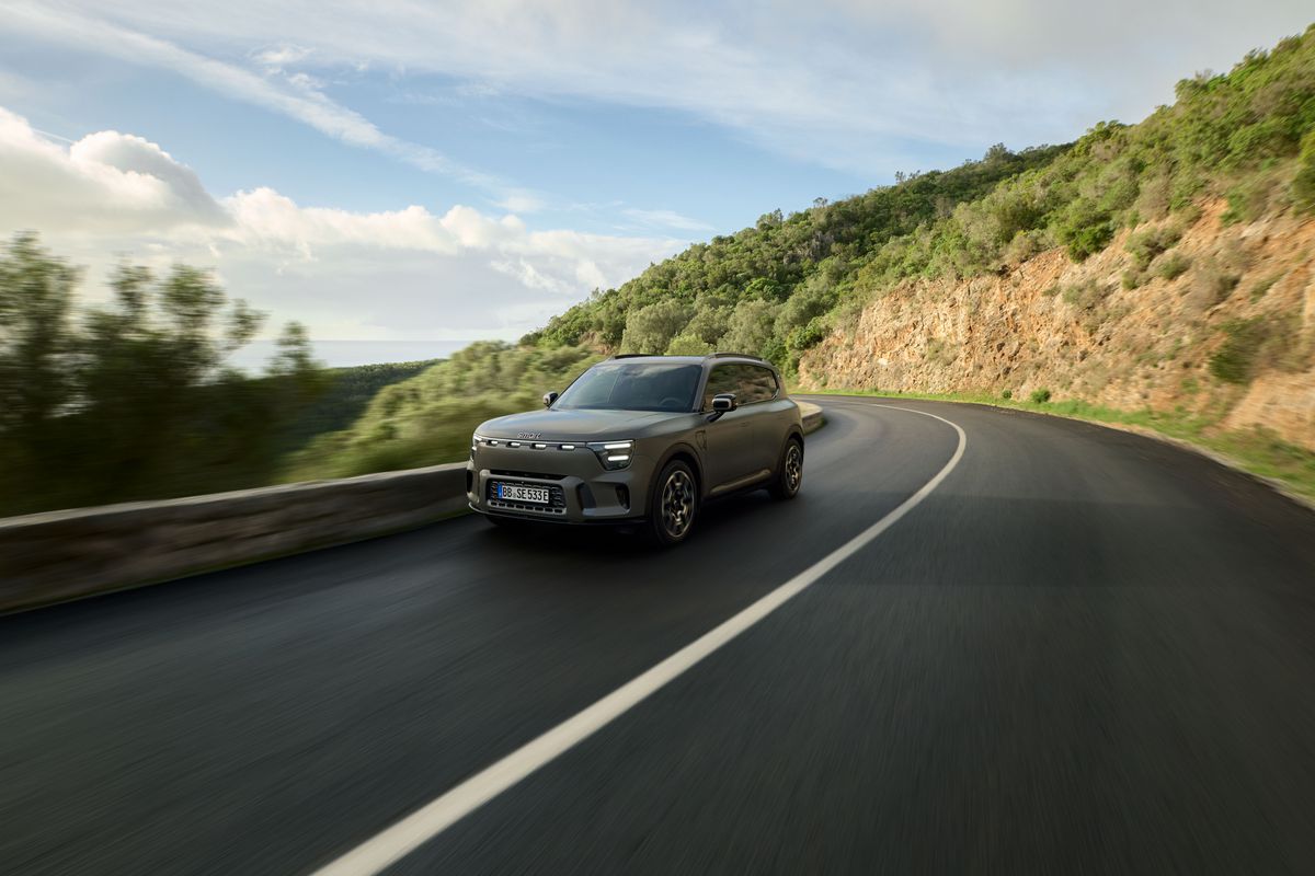 Transformarea brandului Smart: de la o jumătate de mașină la una întreagă » Noul SUV electric vrea să cucerească piața și vine cu o baterie care se încarcă în timp record