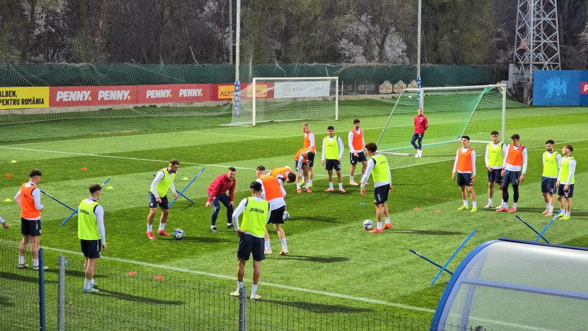 Antrenamentul reprezentativei U21 a naționalei României înaintea meciului cu Olanda