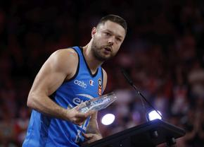 Fostul campion NBA a fost numit MVP al finalei și toată lumea a început să huiduie » Gestul incredibil care a urmat