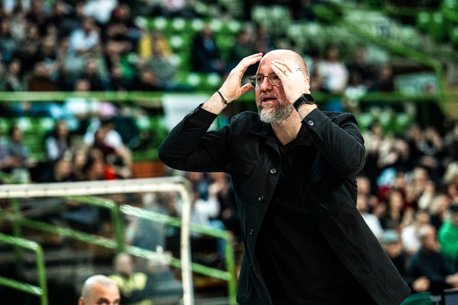 Probleme mari de lot pentru U-BT Cluj-Napoca înaintea unei „duble” importante în Liga ABA: „Dacă sunt doi fundași în tribune, îi rog să ridice mâna!”