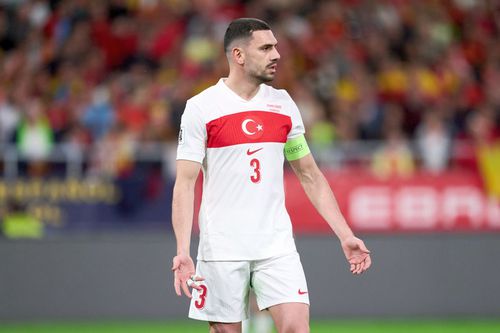 Merih Demiral s-a accidentat și sunt șanse mici să evolueze în meciul cu România // FOTO: Getty Images