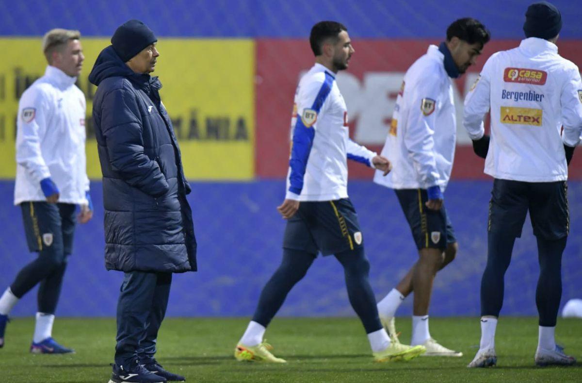 Mircea Lucescu a trimis doi jucători la U21