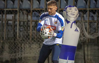 Ultimele informații după sosirea lui Ionuț Radu sub comanda lui Mircea Lucescu » Următoarele ore sunt decisive