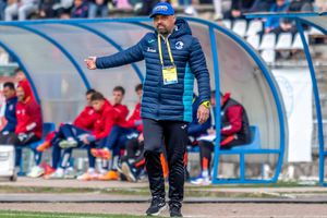 Florin Maxim a dus-o pe Corvinul la un pas de promovare, dar avertizează: „Sunt evaluări. Am discuții interminabile”